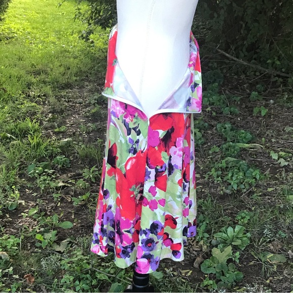 Judy Lee Cole☀️Floral swingy skirt - Picture 6 of 10